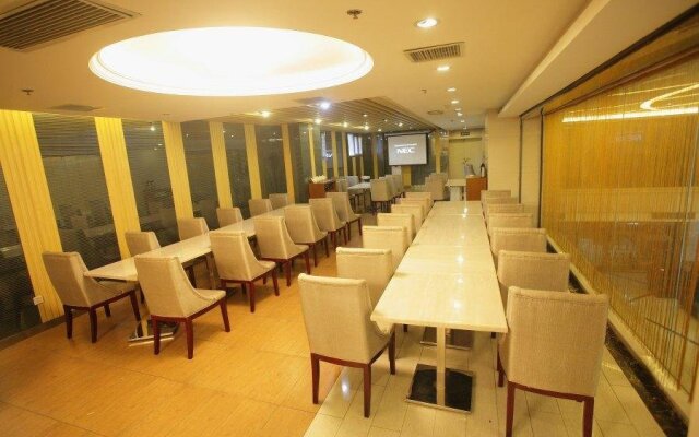 Goethe Holiday Inn