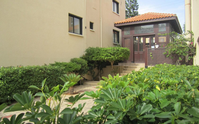 Senator Hotel Apartments - Adults Only