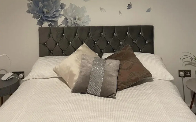 Modern Apartment All Amenities Greater London