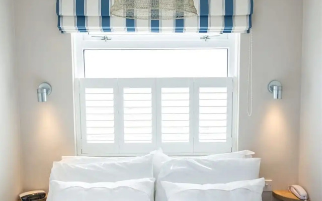 The Cliff House Hotel