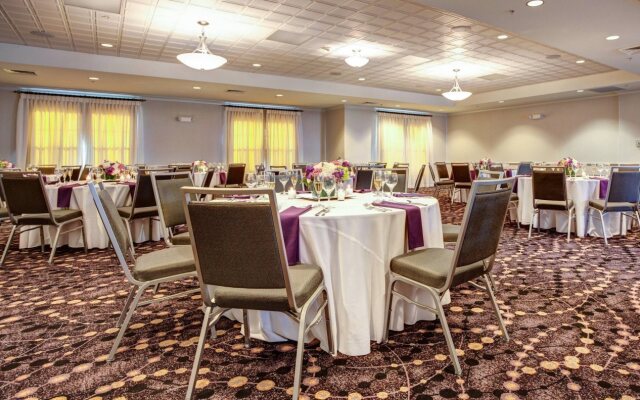 Courtyard by Marriott Hadley Amherst