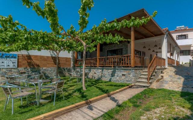 Spela House