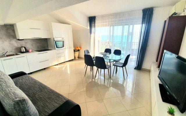 Filip - sea View - A5