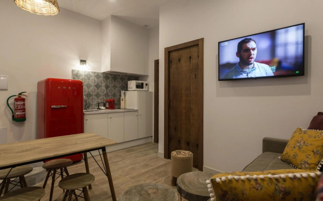 TRIA NOMINA Apartamentos Turísticos