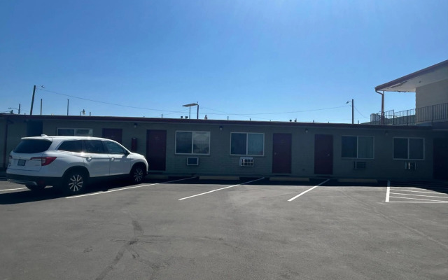 Oregon Trail Motel By Townhouse Ontario Or