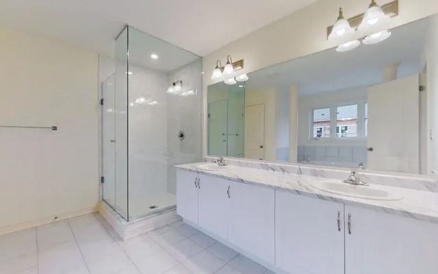 Elegance Modern 4-bedroom Home With Luxury Comforts