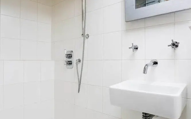 Veeve - Designer Clapham