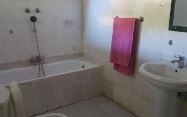 Dalol Guest House