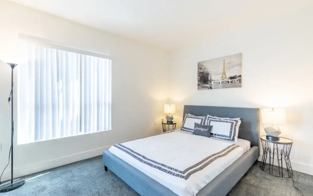 3br Fully Furnished Apartment On Sunset Blvd 3 Bedroom Apts by RedAwning