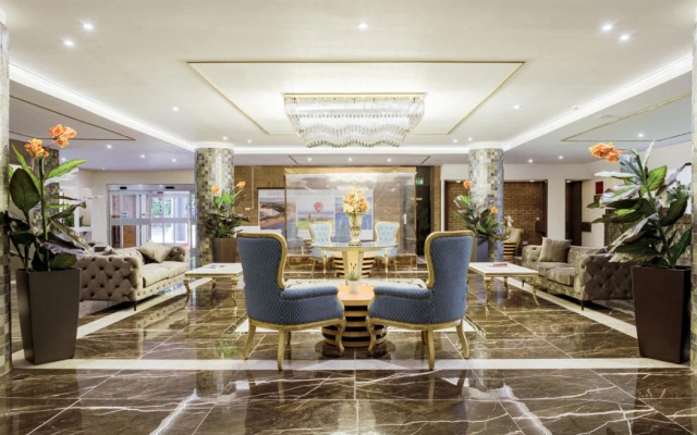 Muthu Glasgow River Hotel