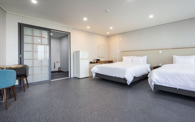 Aewol Stay in Jeju Hotel & Resort