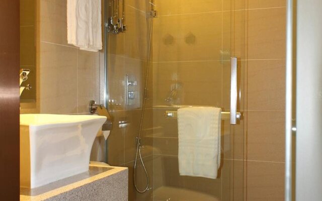 Yiwu Huang Xuan Hotel
