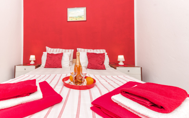 Cherry Apartment With Sea View