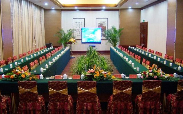Emeishan Huasheng Spa Hotel