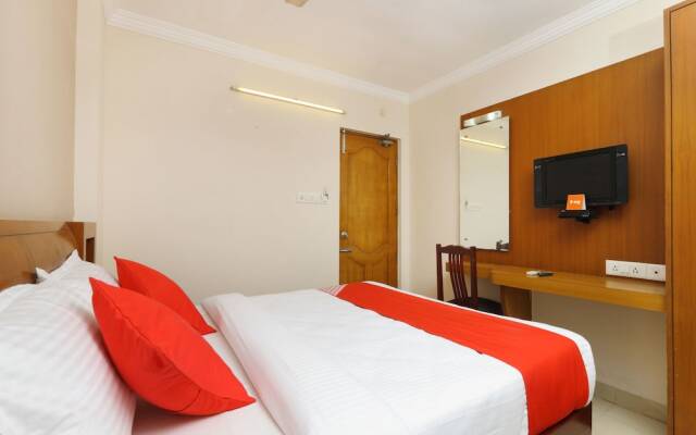 OYO 15963 City Manor