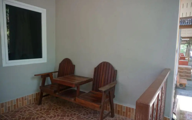 Thumneab Guesthouse