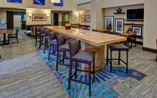 Hampton Inn & Suites Stuart-North