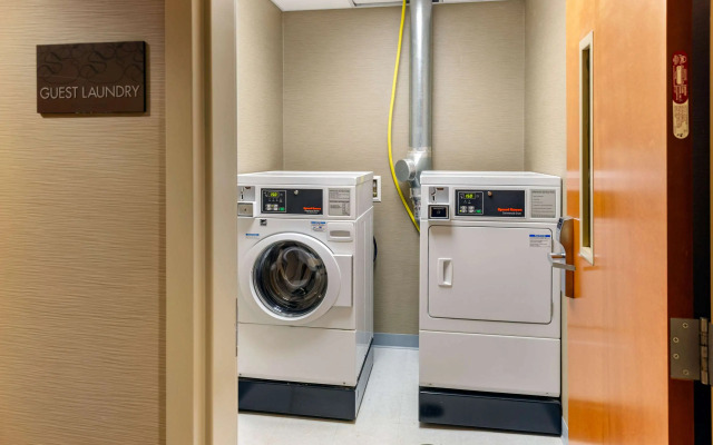 Comfort Suites Lancaster Amish Country