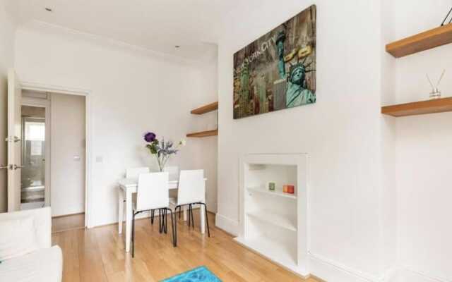 Charming 1-bed Apartment in London