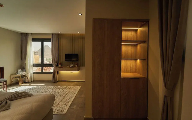 Pyramids Secret Hotel