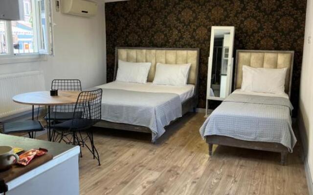 Taksim Neo Pera Suites