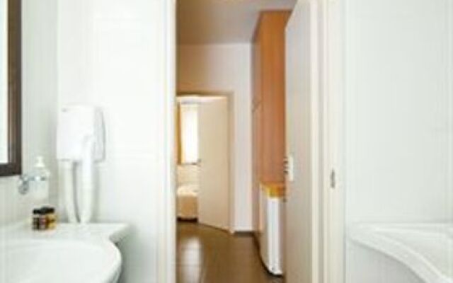 Anna Apartments & Studios