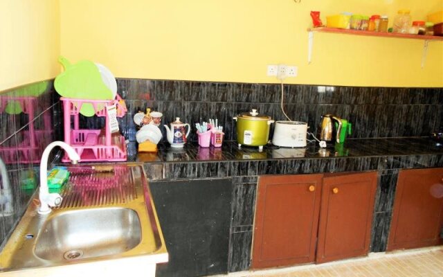 Kandy City Elephant Hostel