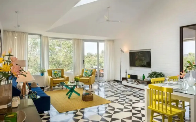 El Arbol by Hireavilla-2br w Rooftop Pool in Nerul