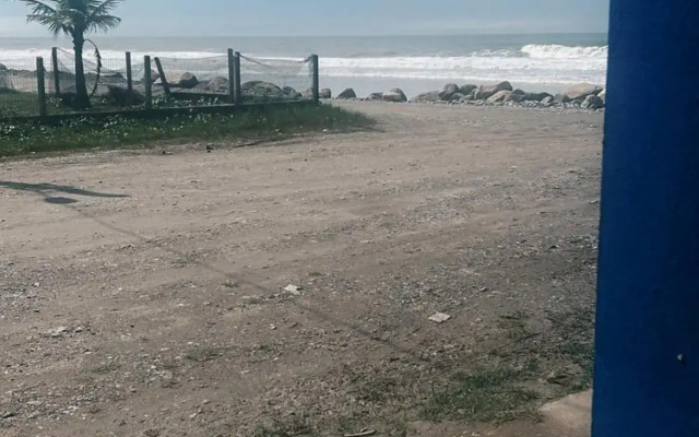 PÉ NA AREIA apartamento térreo