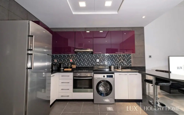 LUX The Cayan Superior Suite