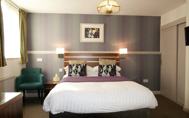 Quayside Hotel
