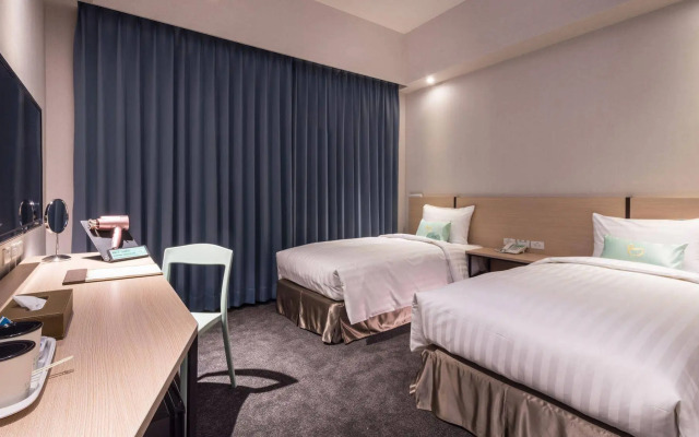 Liyaou Hotel