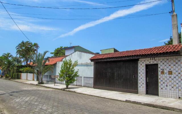 Incrivel casa a 600 metros da Praia das Palmeiras