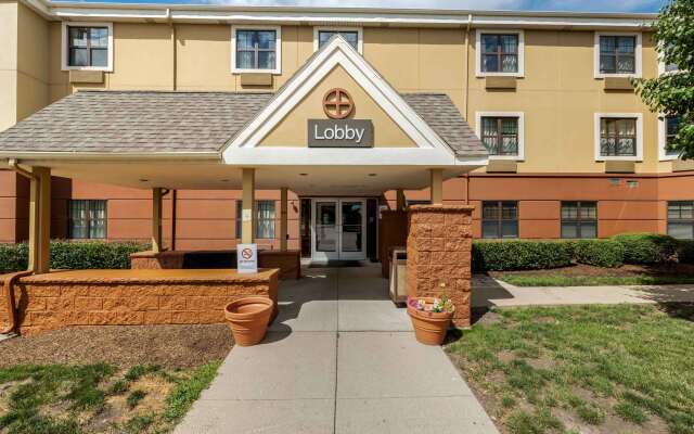 Extended Stay America Suites Chicago Gurnee