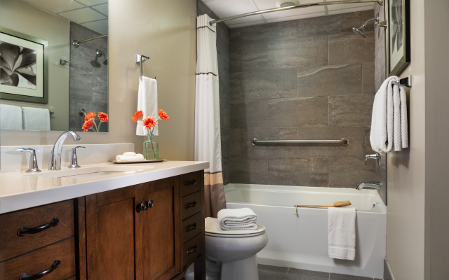 Meadowbrook Inn