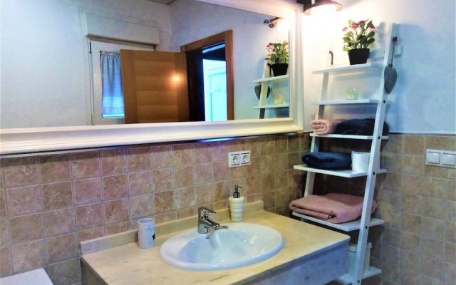 Elegant Accommodation In Old Helmet