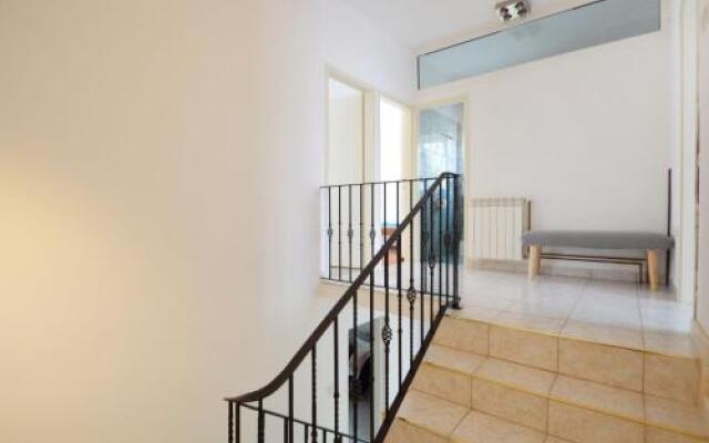 Holiday Home Ana (MDN148)