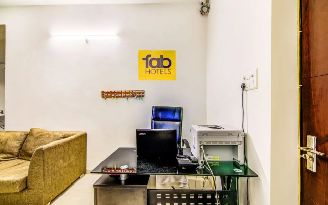 Flora Vihaan By FabHotel