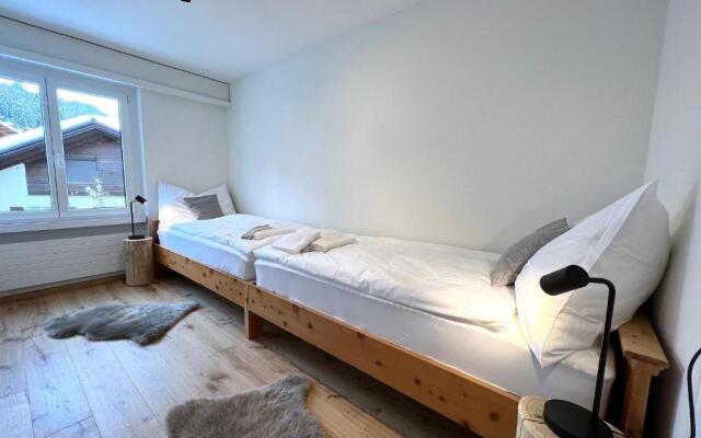 !NEW! Modern crossing apartment facing Piz Rosatsch