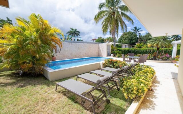 Casati Golden House, Great Pool & Garden!