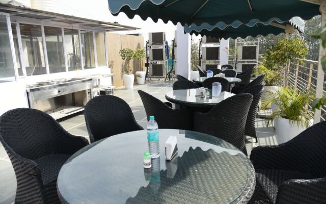 Hotel Shanti Plaza