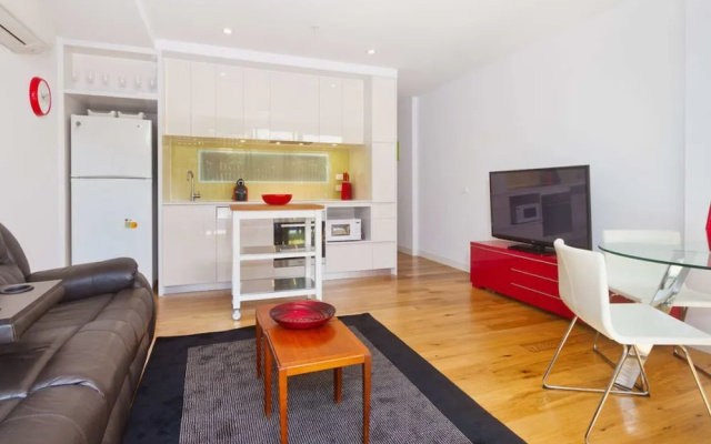 Port Melbourne Executive Living – Guest Rooms – Melbourne