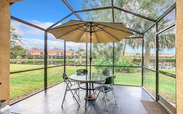 Family Getaway 4BR Townhome by Old Town
