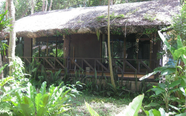 J2B Beach Bungalows