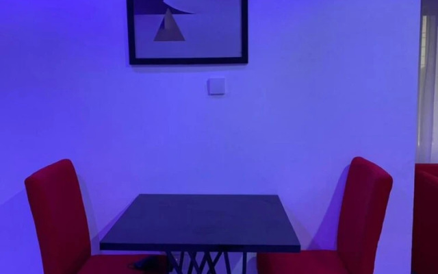 A Newly Furnished 2 Bedroom Apartment