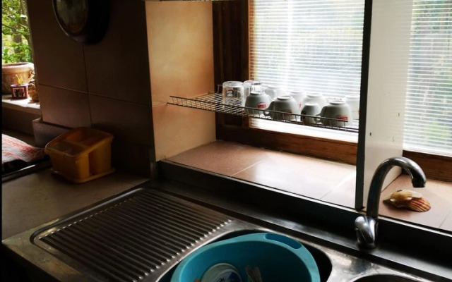 1st Private Room in the Attic With Shared Bathroom use