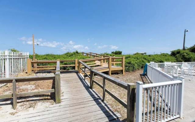 Golden Sands Carolina Beach Oceanfront, Tapestry by Hilton