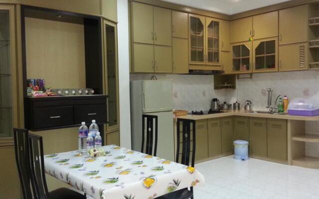 DeHomy Vacation Apartment