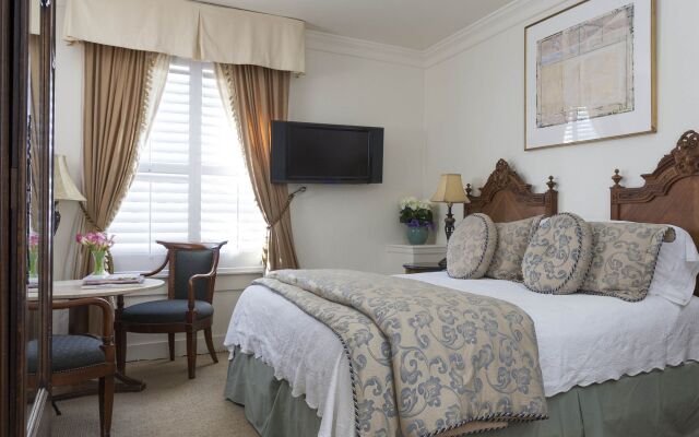 Washington Square Inn