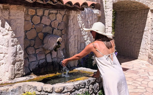 Domaine Ribiera, Hotel 5 Etoiles, SPA & Golf - Forcalquier